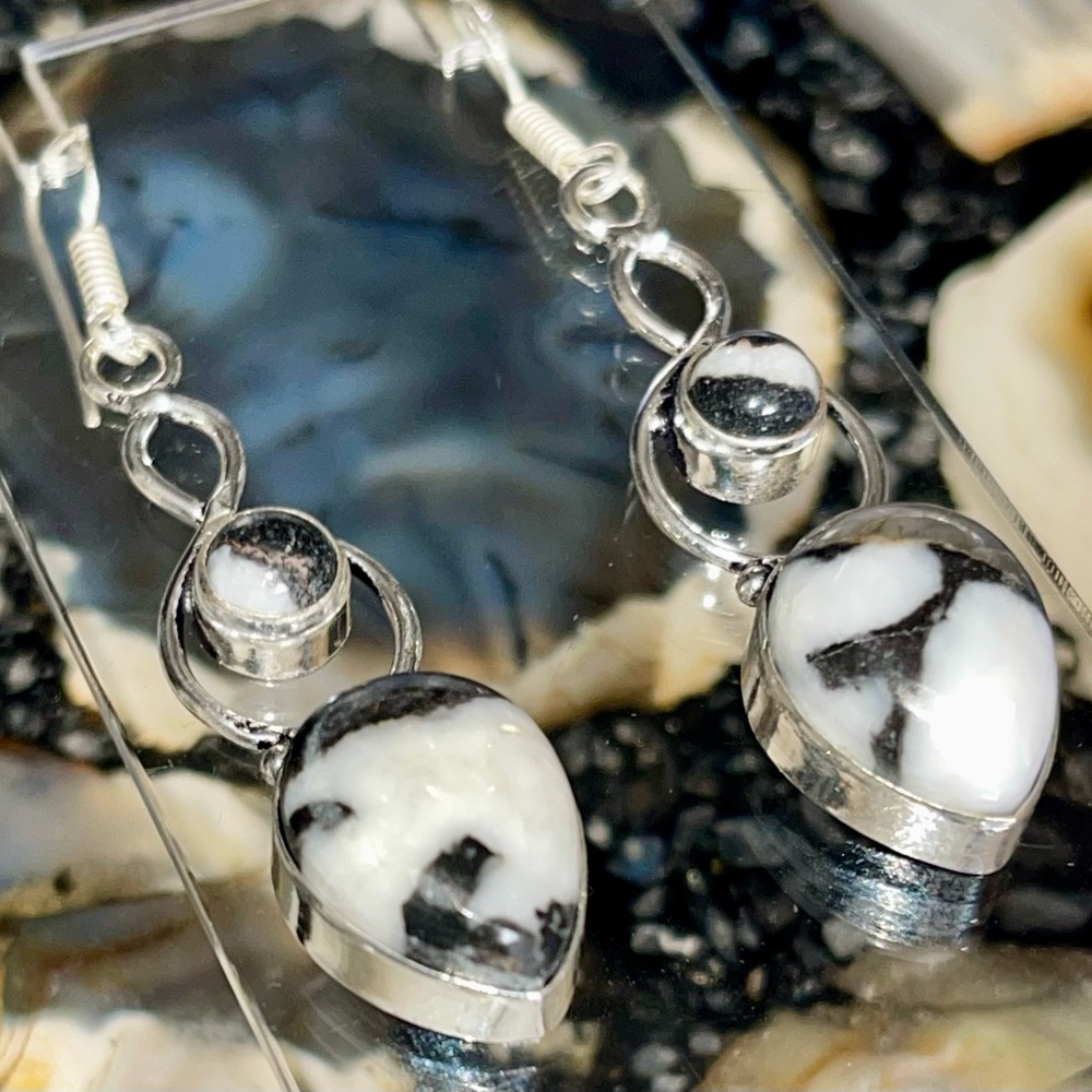 White Buffalo Turquoise Earrings 2 1/2” - Picture 10 of 17